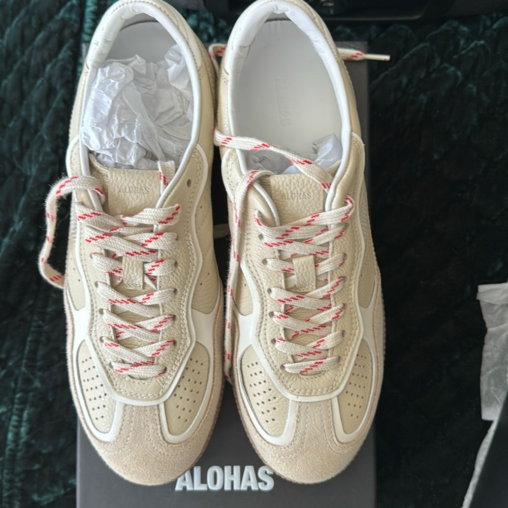 Aloha Sneakers style Tb.490 Rife Grain Cream Leather Sneakers size 8-8.5